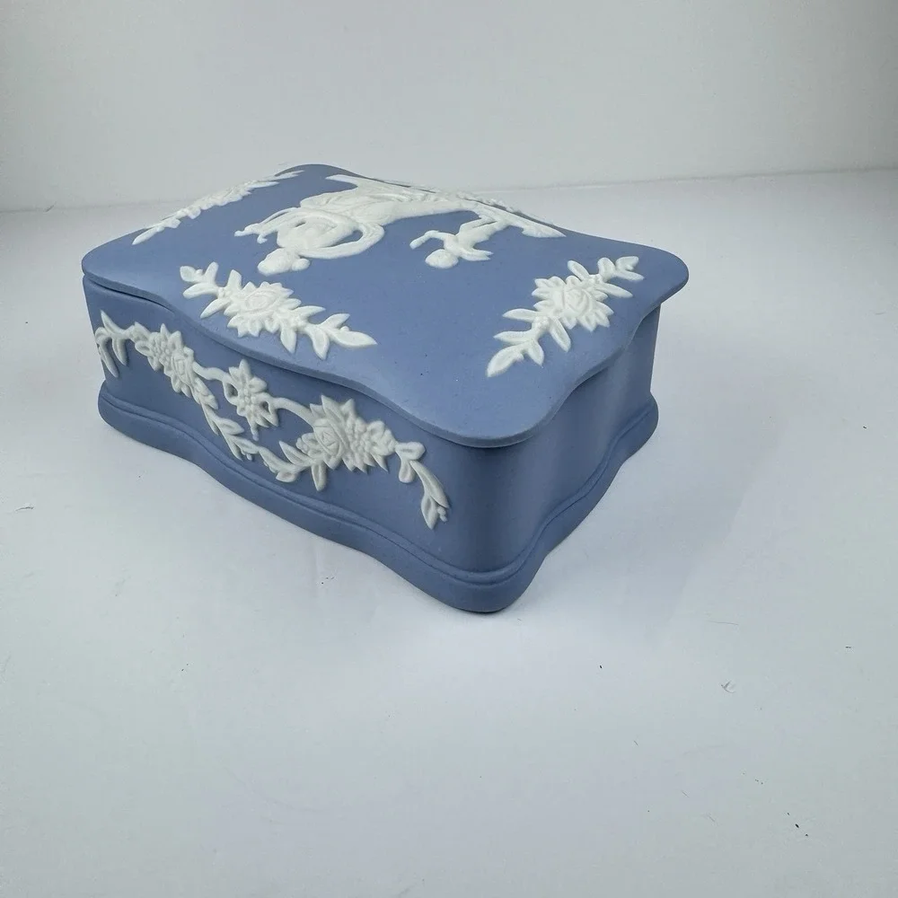 Jasperware Japan Lidded Jewelry Trinket Box Blue 5.5in Woman Cherub Vanity